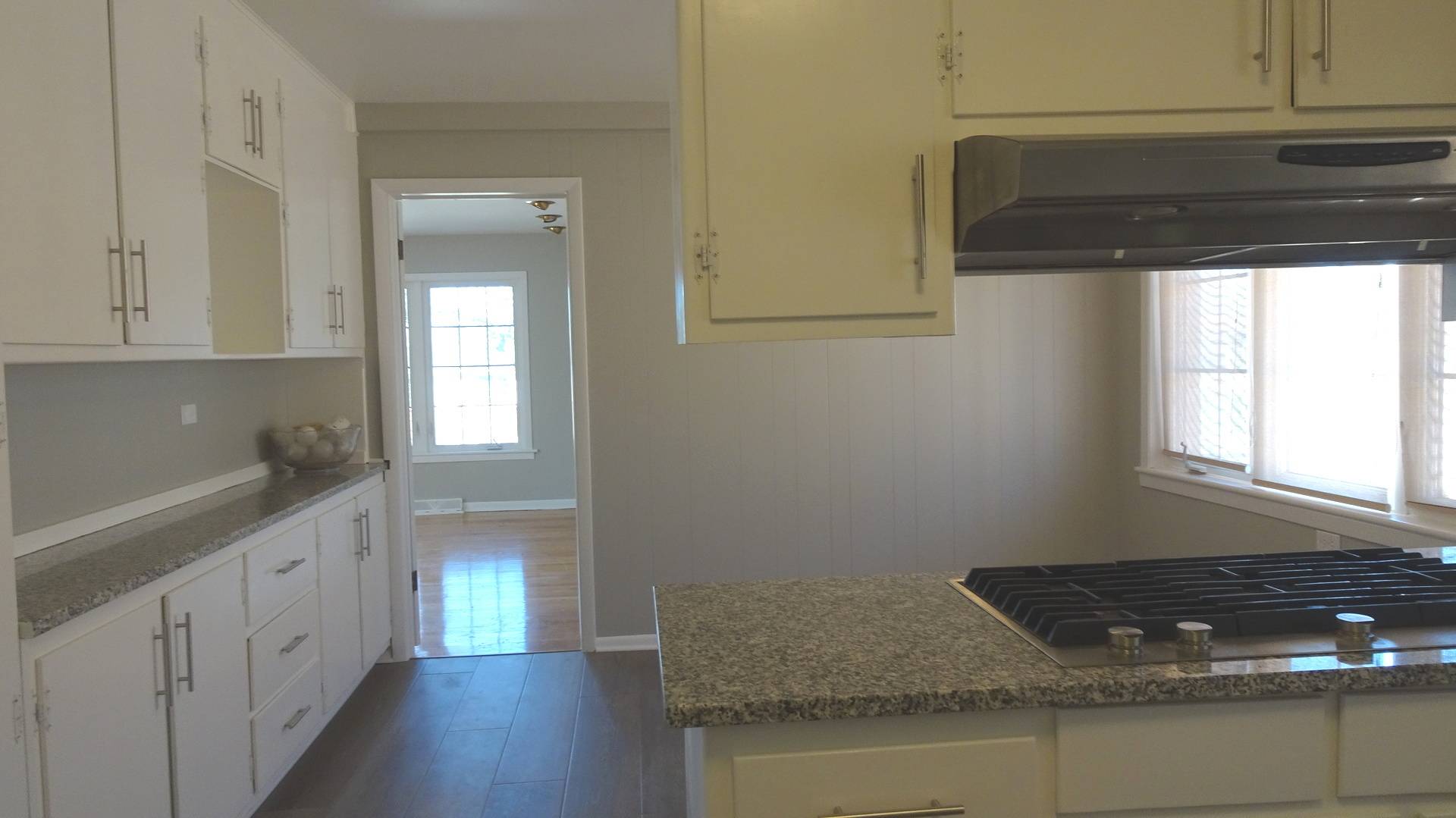 Lincolnwood, IL 60712,3315 W Columbia AVE #2