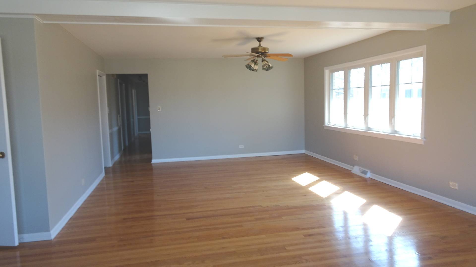 Lincolnwood, IL 60712,3315 W Columbia AVE #2