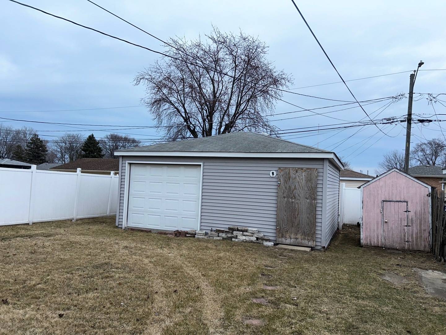 Burnham, IL 60633,14105 S Saginaw AVE