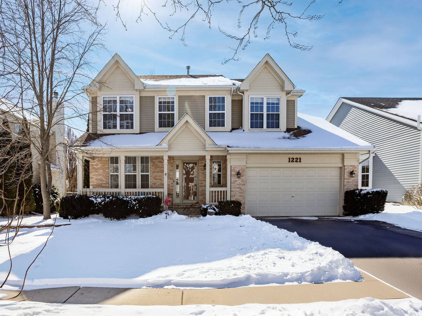 Mundelein, IL 60060,1221 Sterling DR