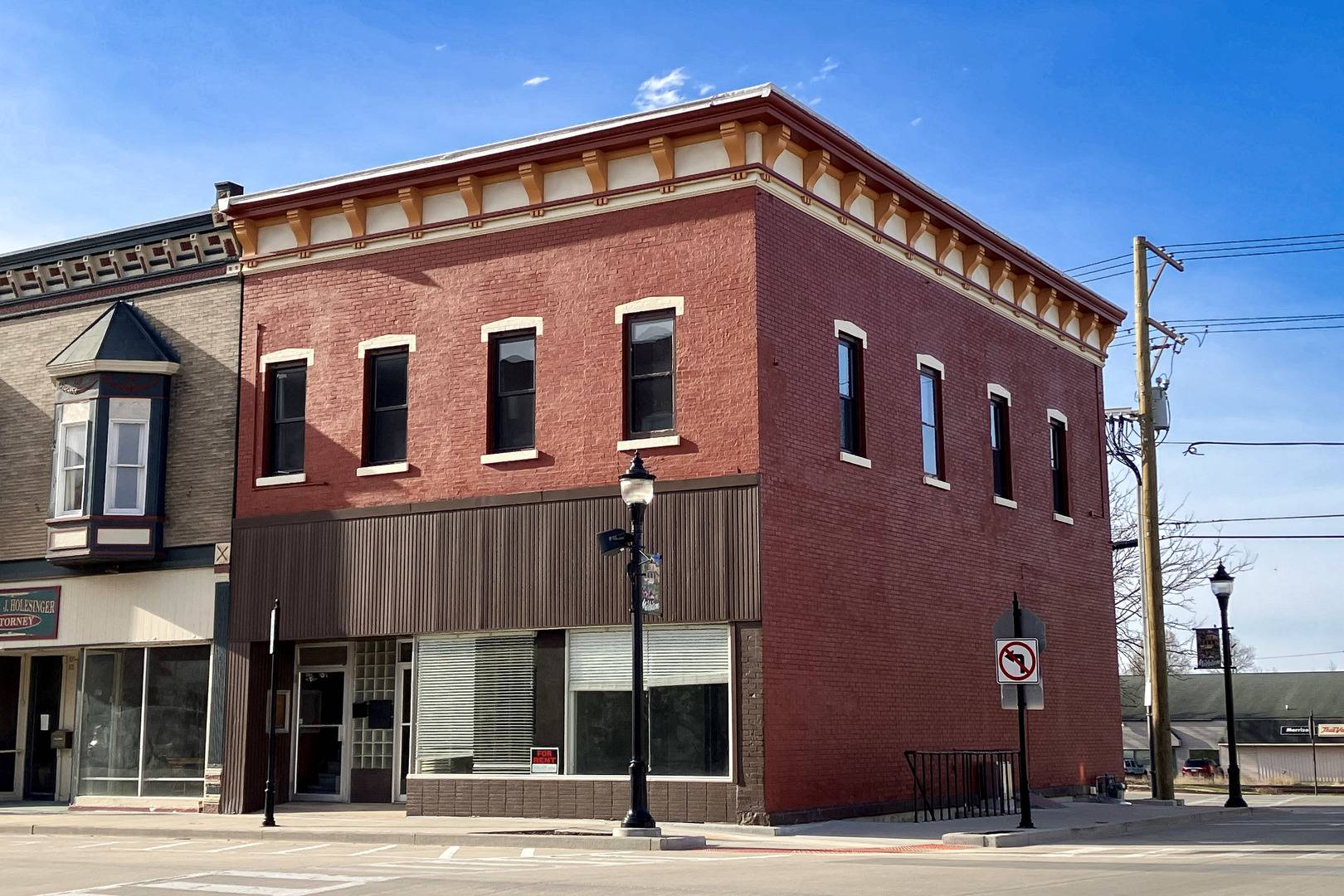 Morrison, IL 61270,101 E Main ST