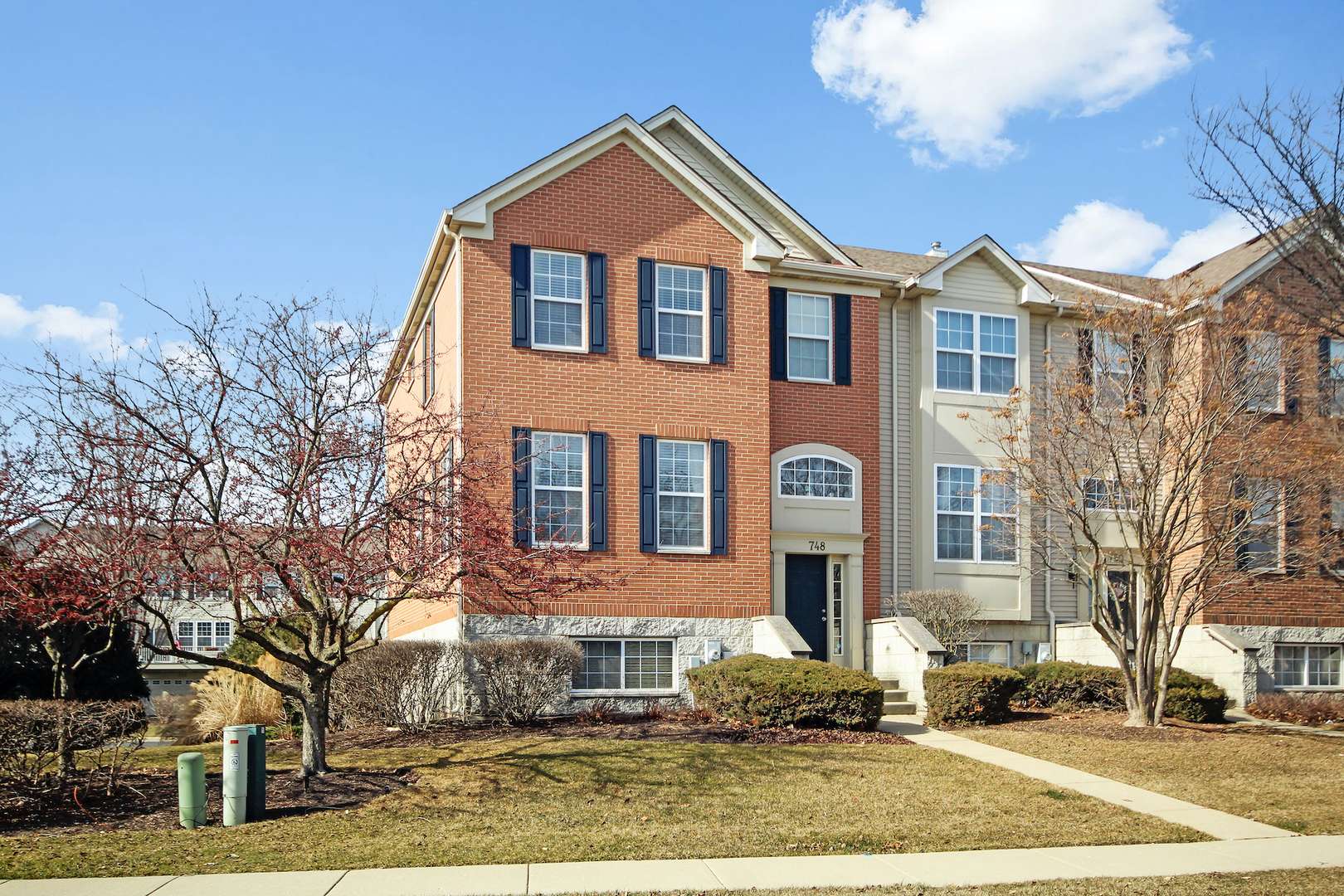 Bartlett, IL 60103,748 Lambert LN