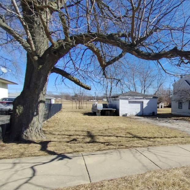 Round Lake Beach, IL 60073,1103 Lotus DR