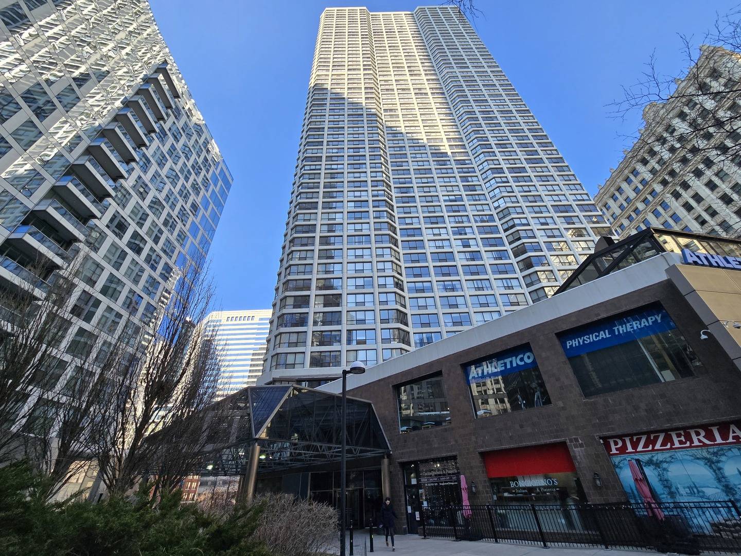 Chicago, IL 60611,405 N Wabash AVE #2115