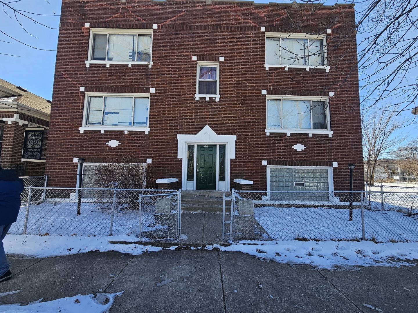 Chicago, IL 60644,4719 W Superior ST