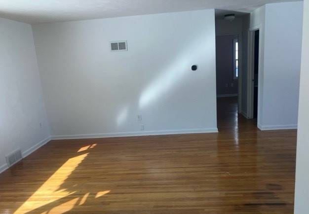 Milledgeville, IL 61051,700 Walker AVE