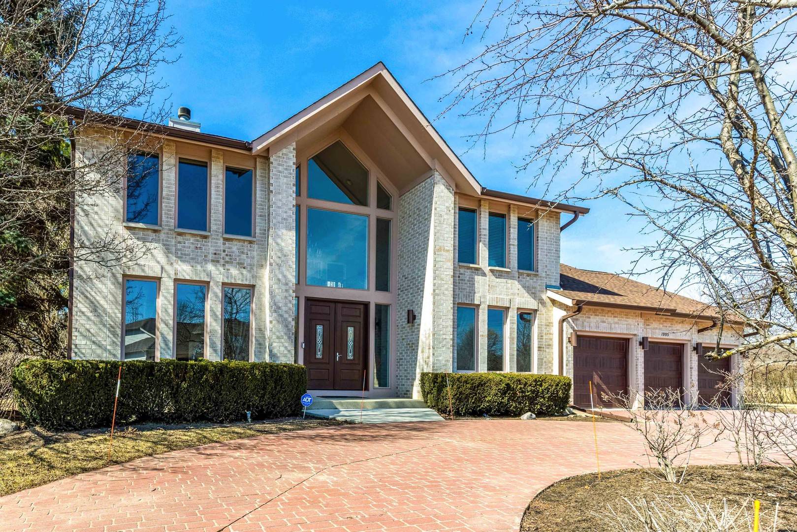 Buffalo Grove, IL 60089,1995 WILSHIRE CT