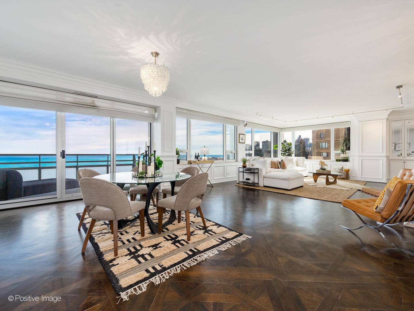 Chicago, IL 60610,1300 N Lake Shore DR #21A