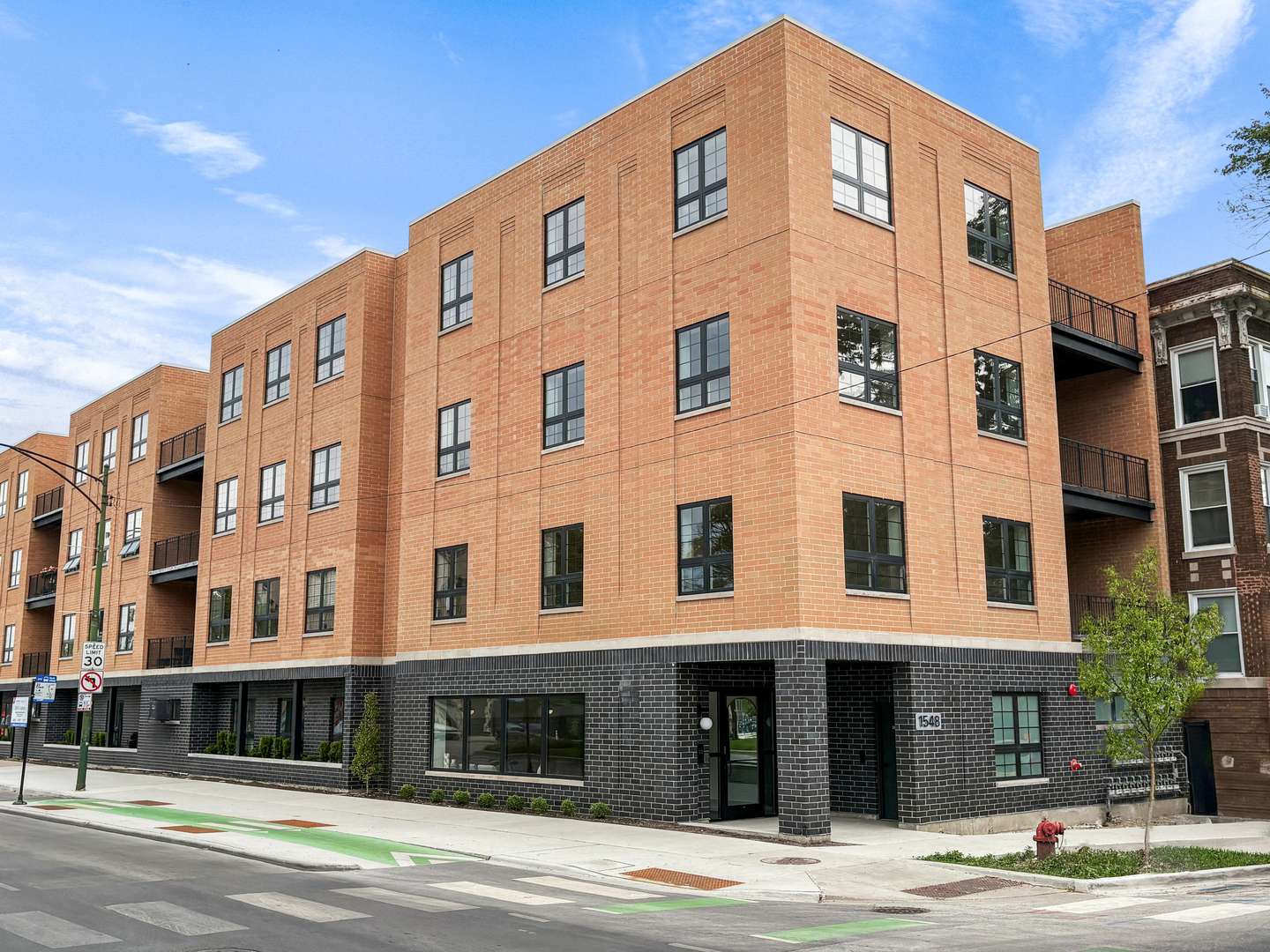 Chicago, IL 60660,1548 W Ardmore AVE #3F
