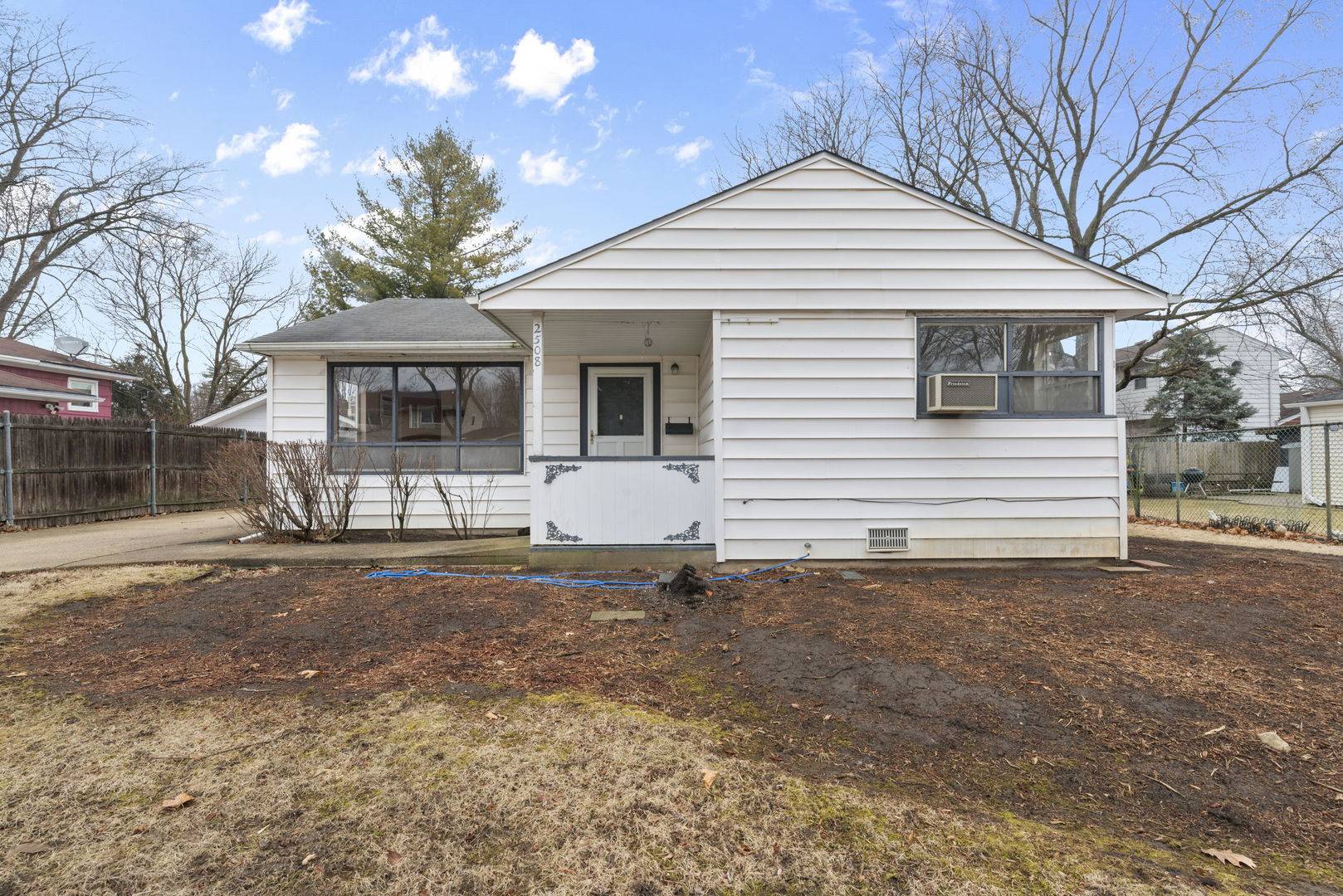 Rolling Meadows, IL 60008,2508 Dove ST