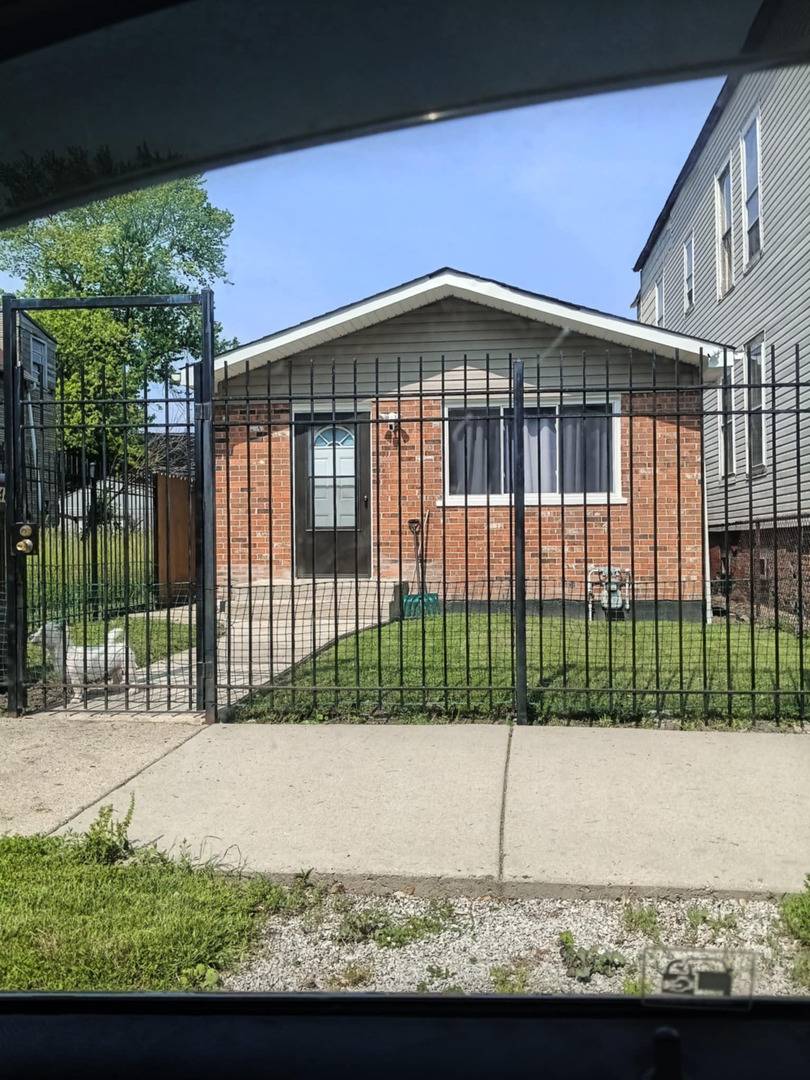 Chicago, IL 60609,5348 S Peoria ST