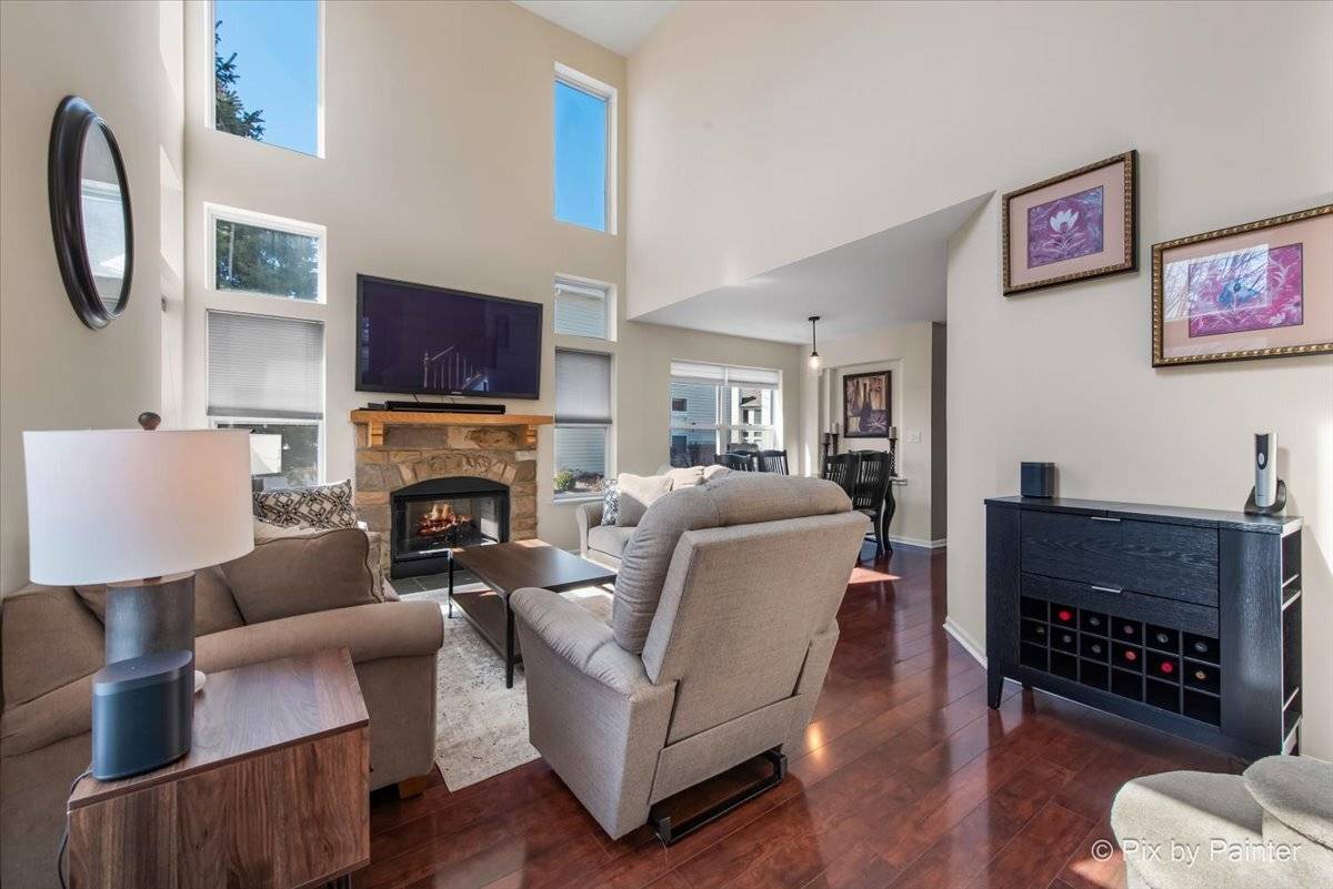 Elk Grove Village, IL 60007,938 Charlela LN