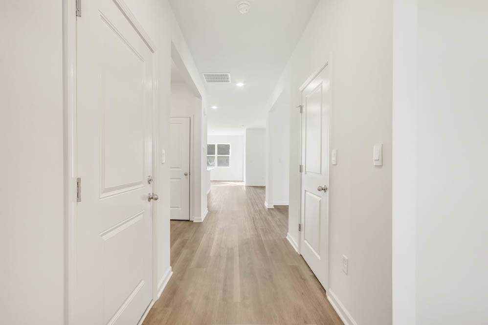 Pingree Grove, IL 60140,900 Mesa LN