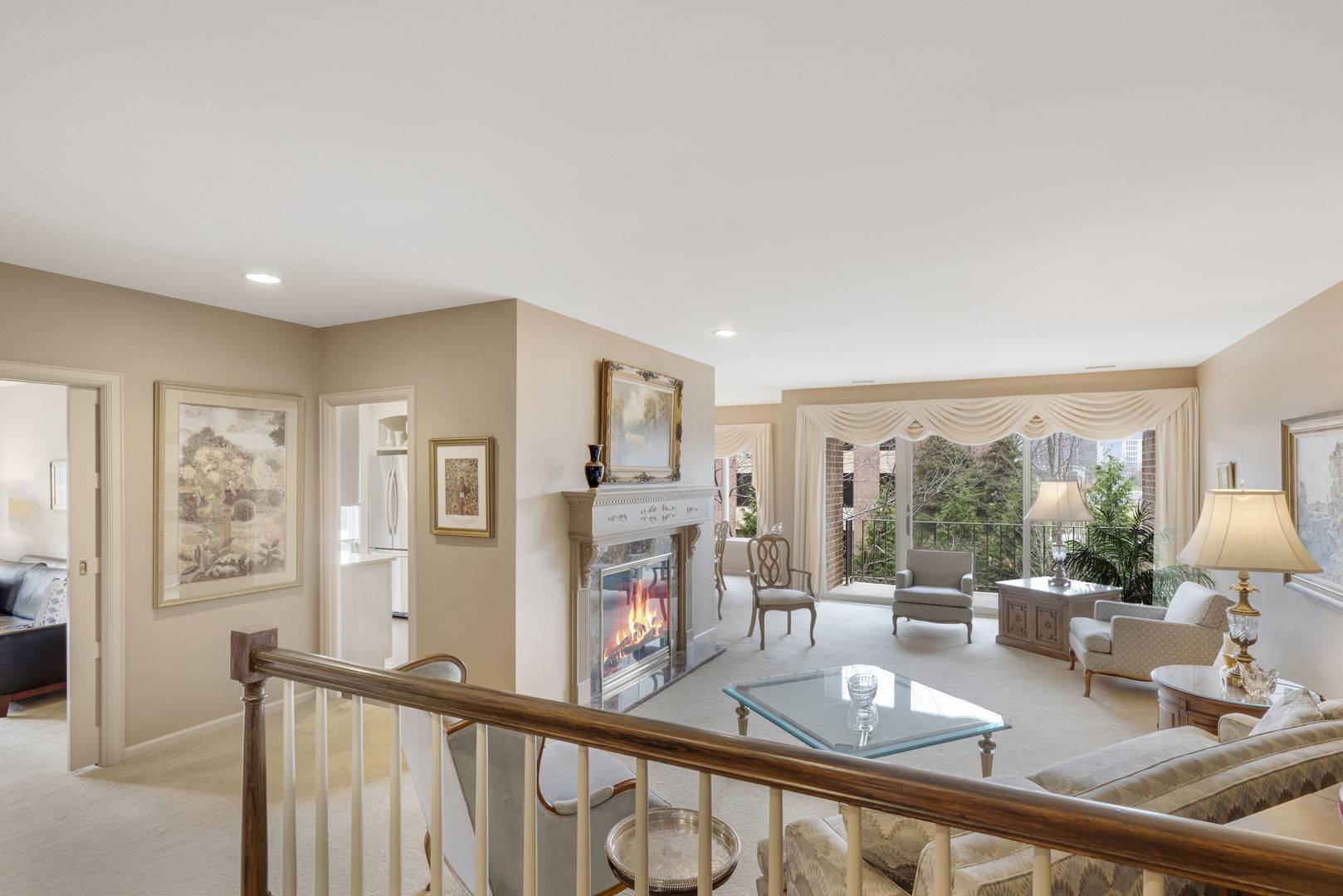 Oak Brook, IL 60523,6 Oak Brook Club DR #J207
