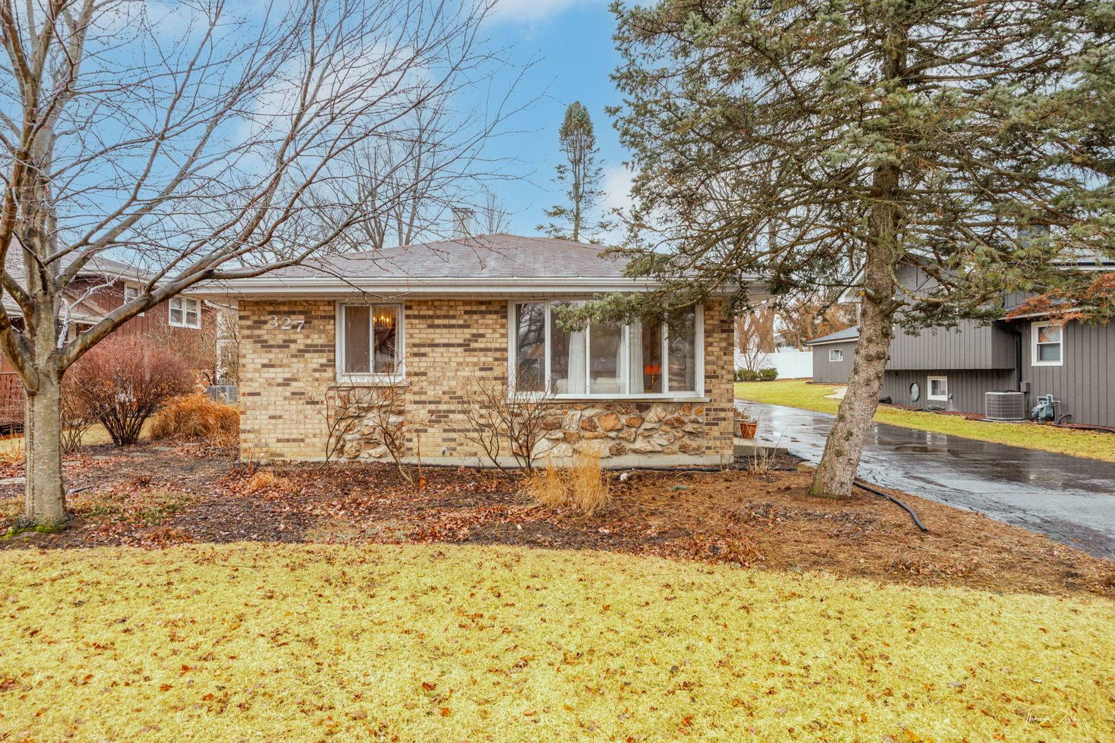 Downers Grove, IL 60515,327 Otis AVE