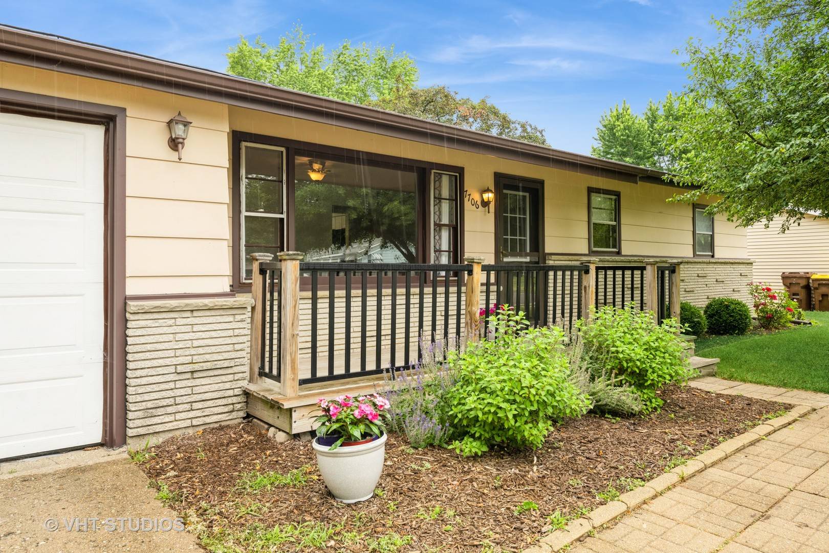 Loves Park, IL 61111,7706 Deerfield RD