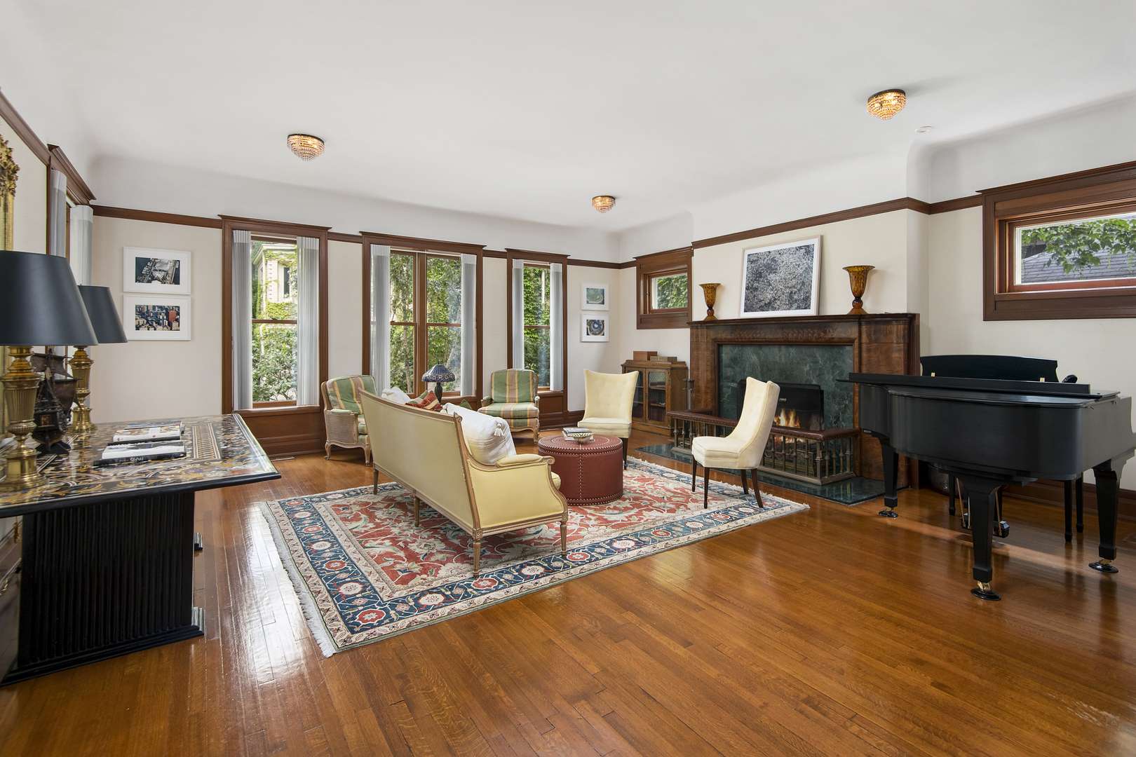 Chicago, IL 60613,4247 N Hazel ST