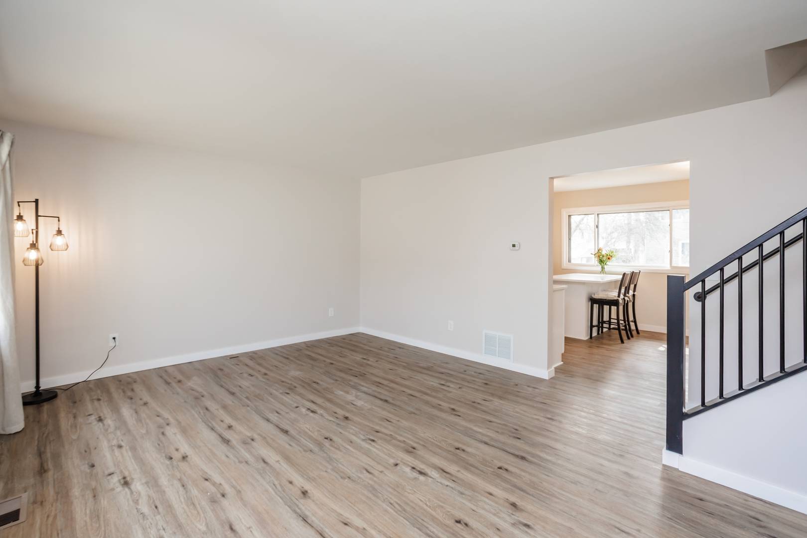Aurora, IL 60506,2110 Charleston DR