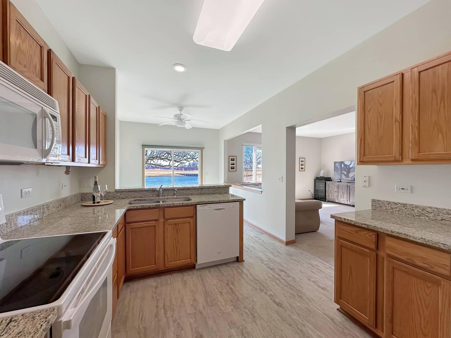 Plainfield, IL 60544,21516 W Juniper CT