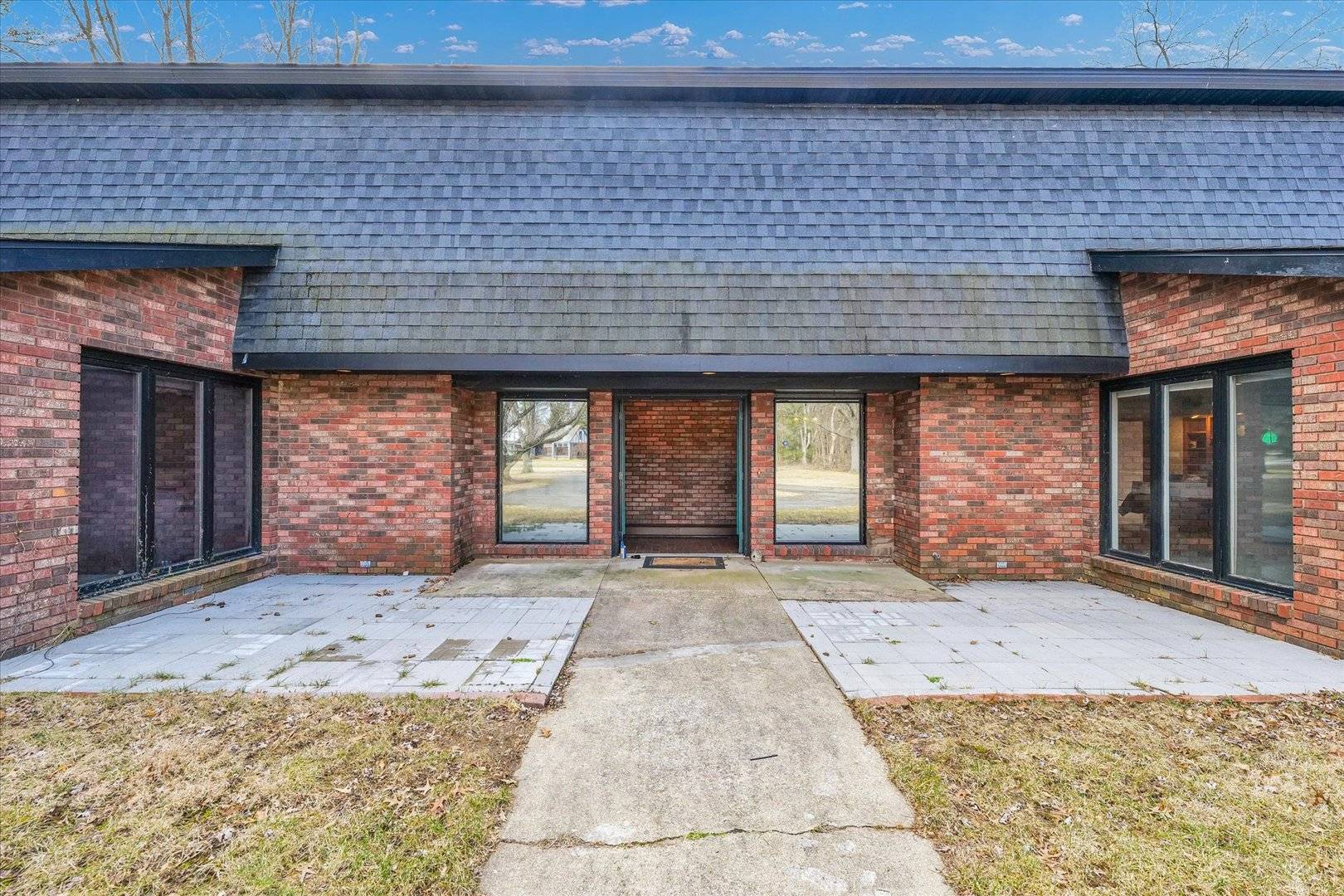 Mahomet, IL 61853,1601 E Golf DR
