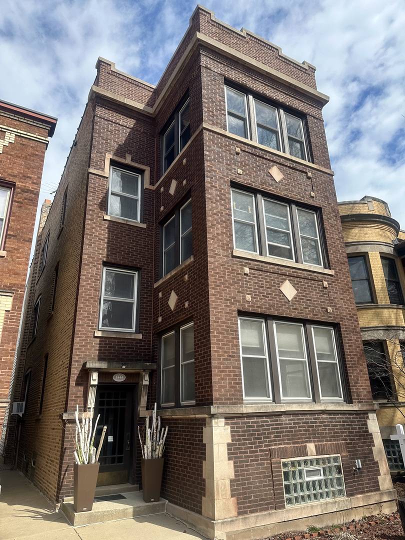 Chicago, IL 60640,1444 W Balmoral AVE