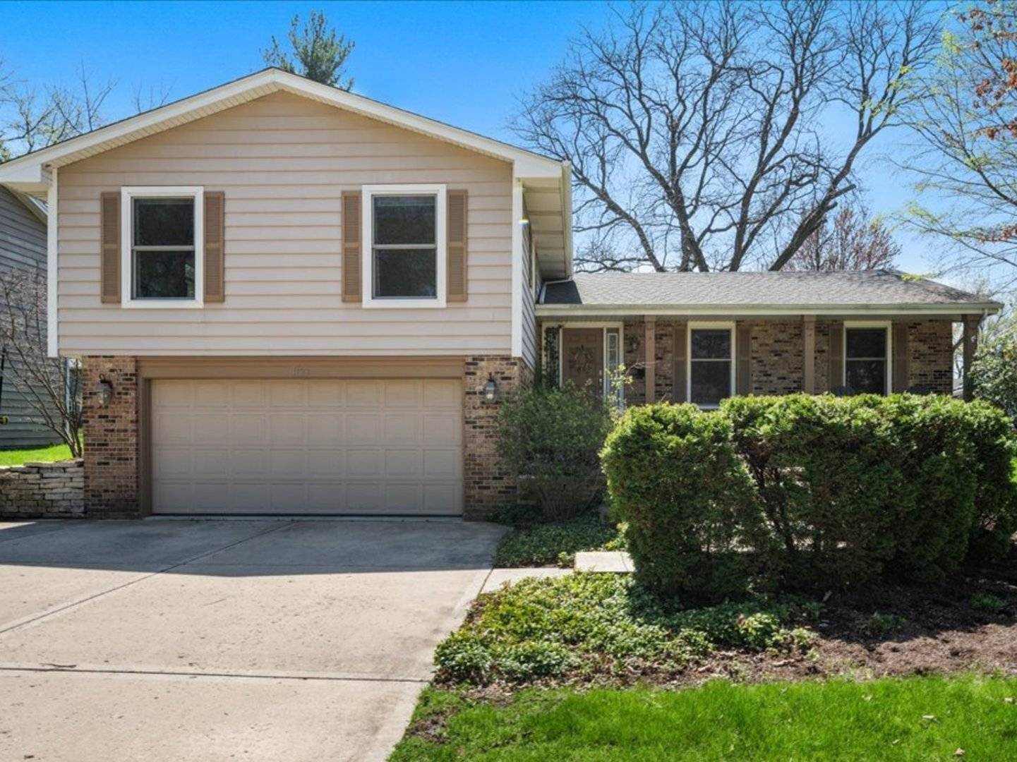Naperville, IL 60540,1128 ELIZABETH AVE