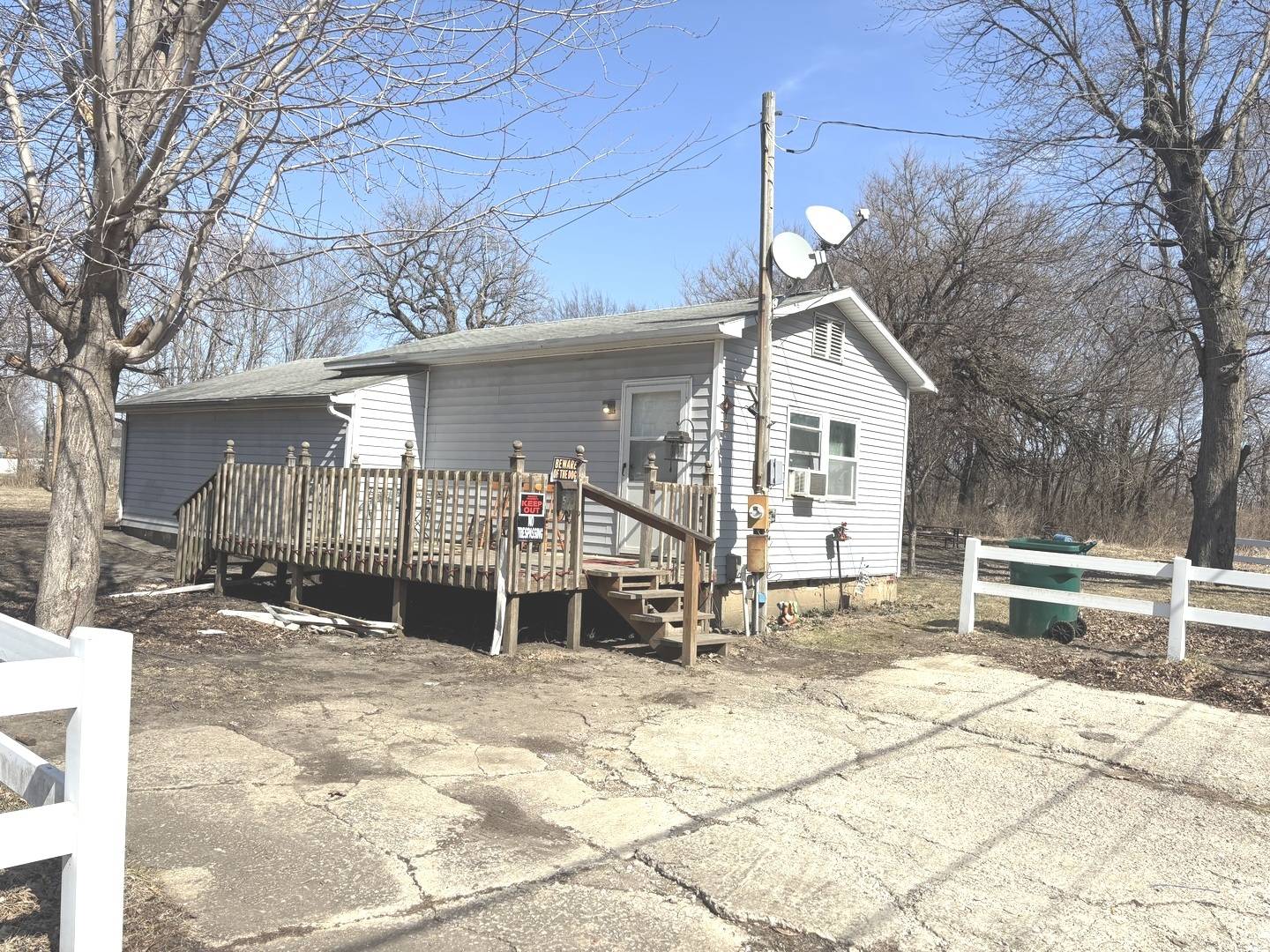 Streator, IL 61364,518 Spring ST