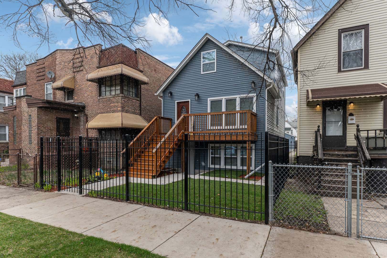 Chicago, IL 60649,7011 S Cornell AVE