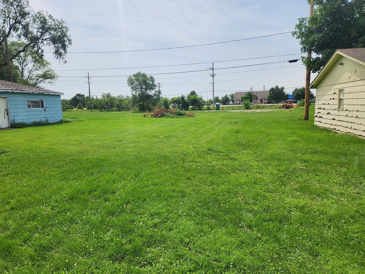 Montgomery, IL 60538,2242 Brentwood AVE