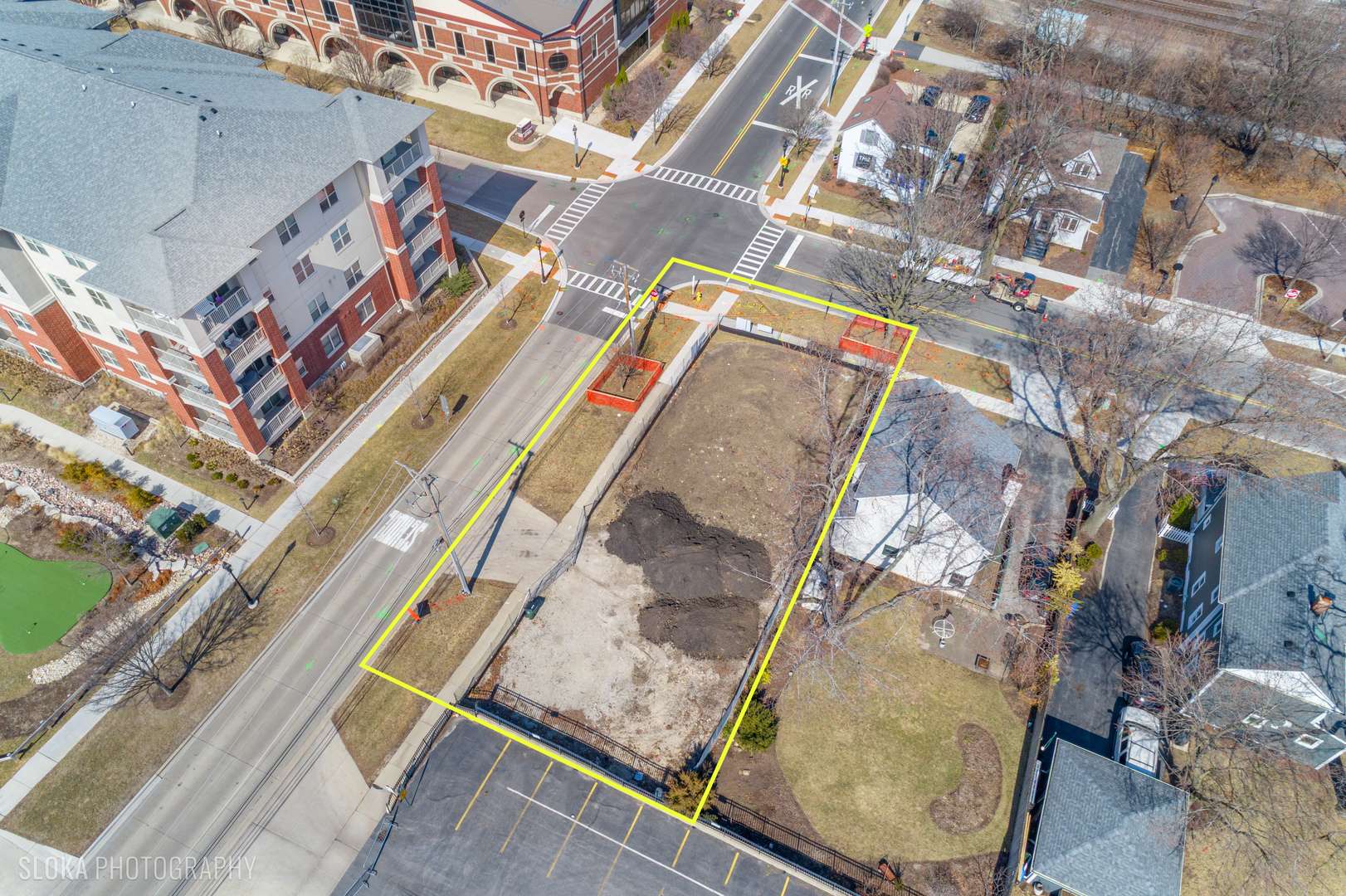 Glen Ellyn, IL 60137,451 Duane ST