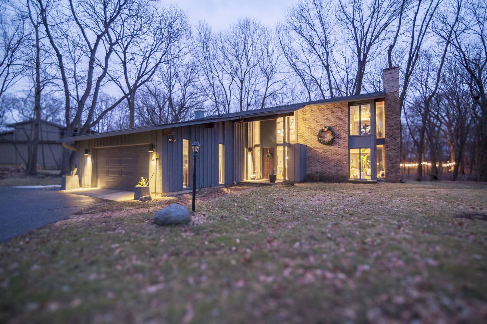 Joliet, IL 60431,3416 Bankview DR