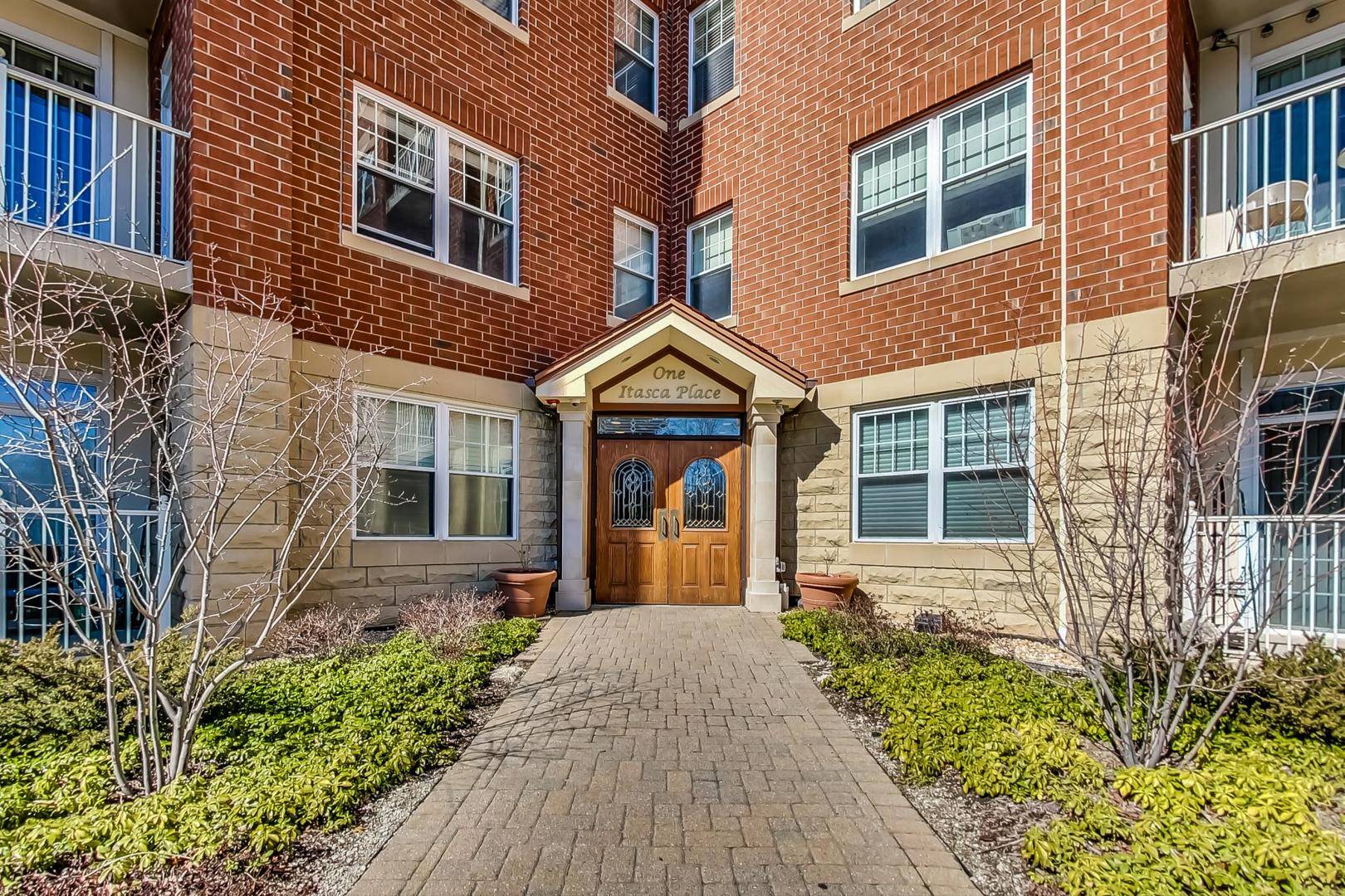 Itasca, IL 60143,1 Itasca PL #410