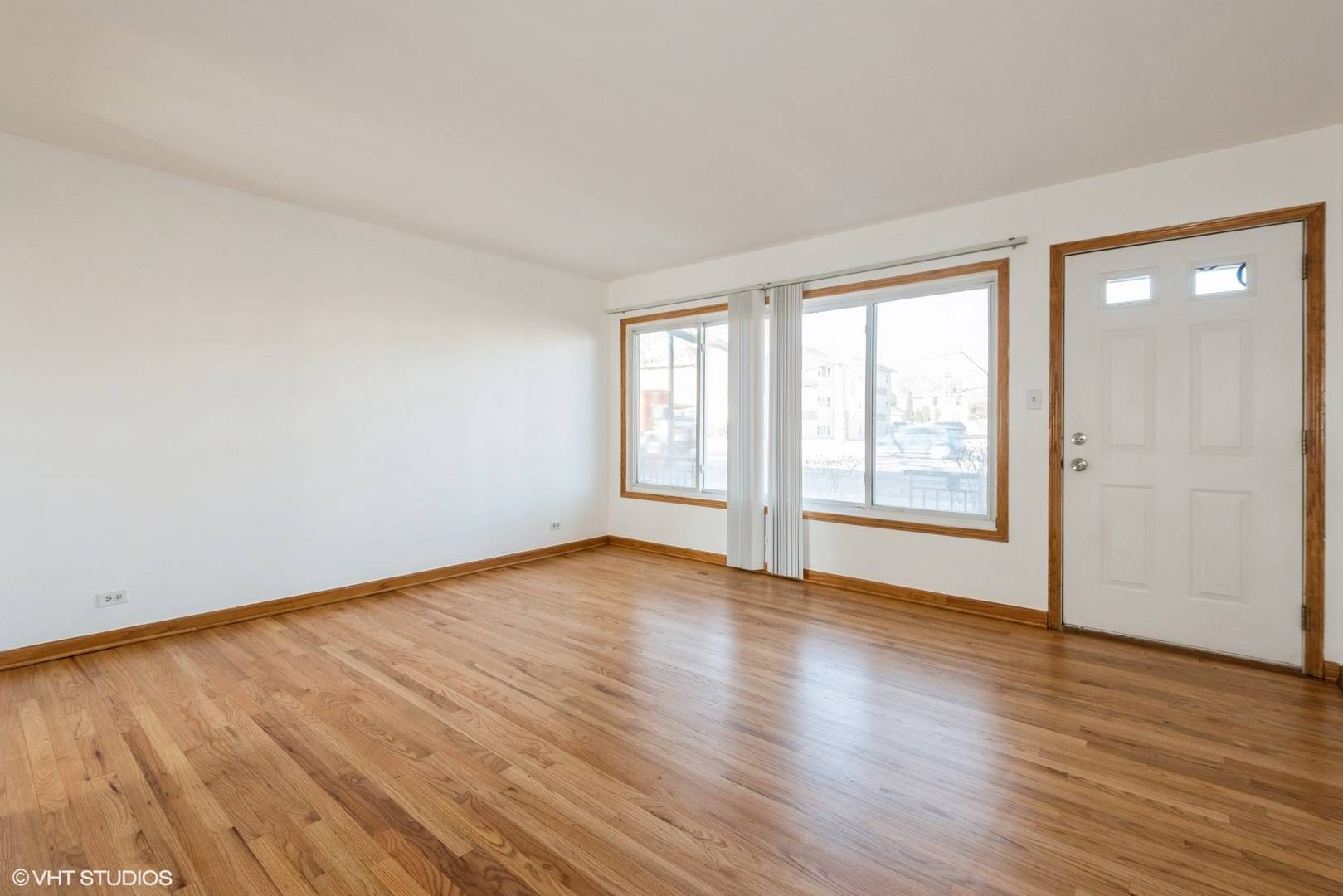 Chicago, IL 60656,4907 N Harlem AVE #1