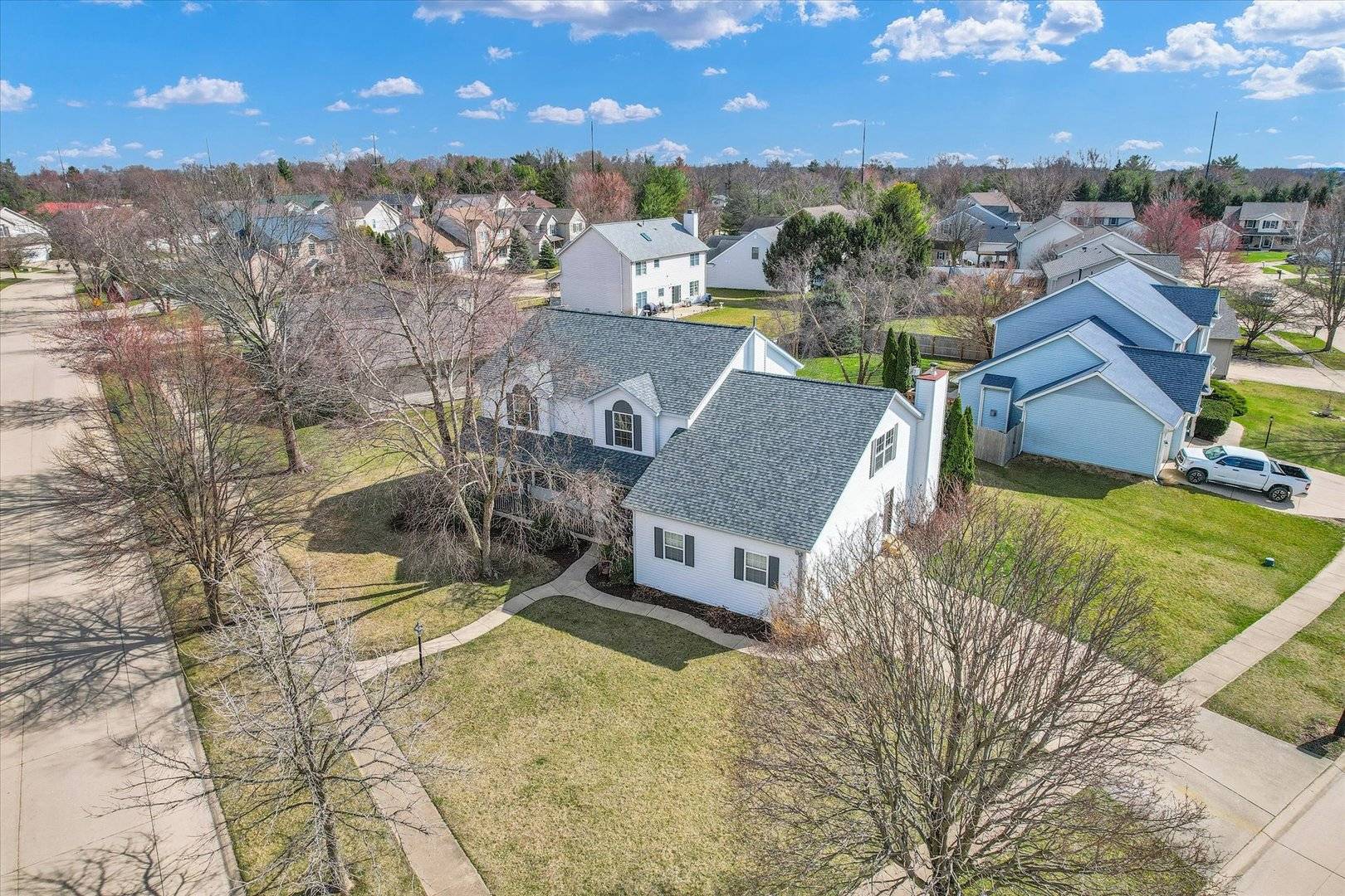 Champaign, IL 61822,3402 Mill Creek CT