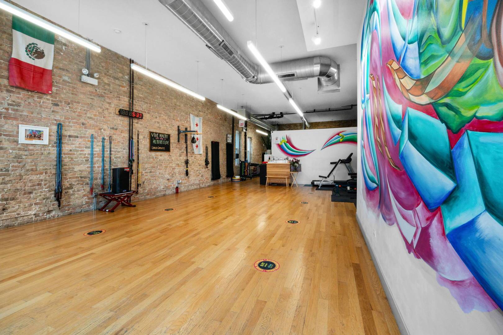Chicago, IL 60608,965 W 18th ST