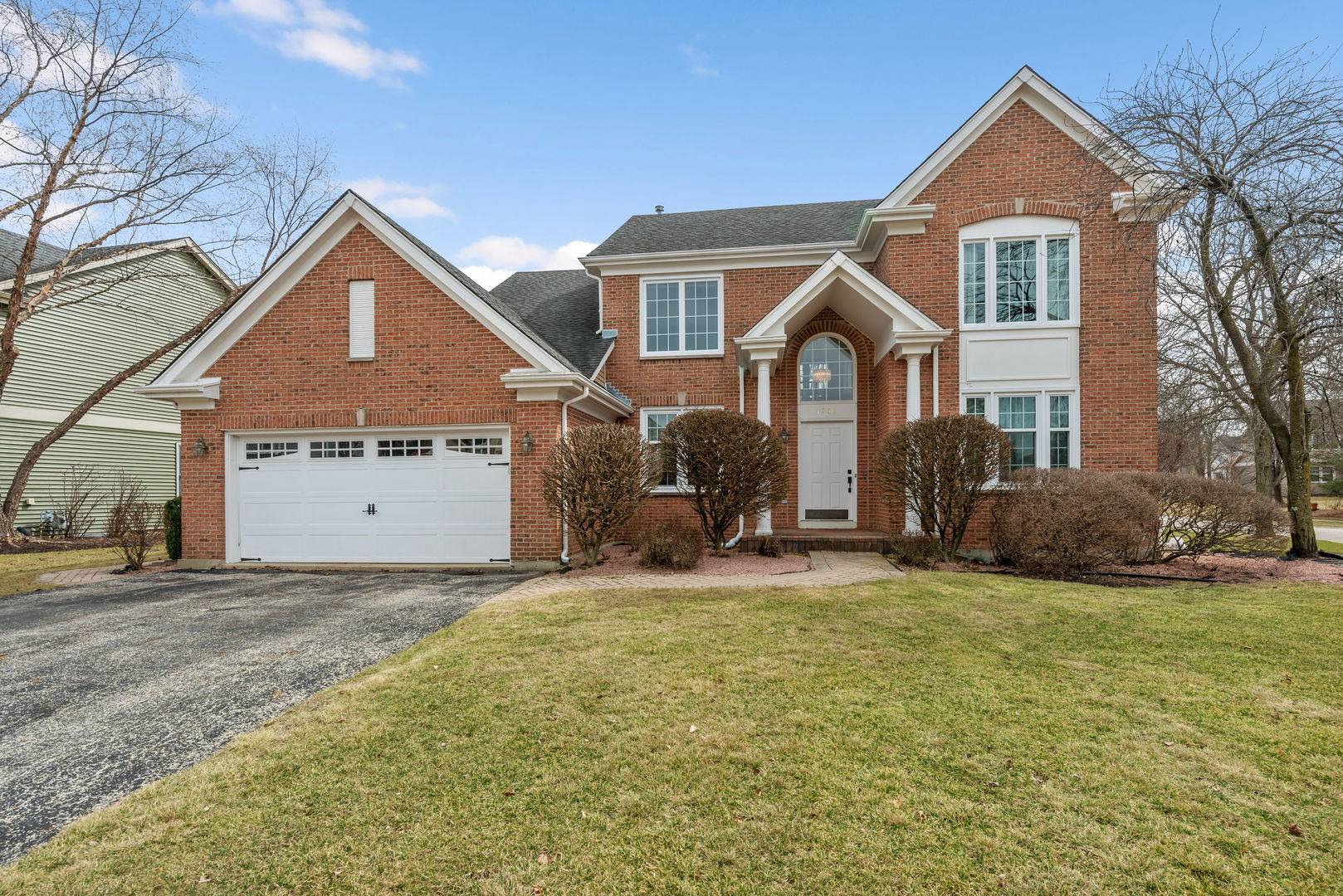 Lake Zurich, IL 60047,1266 Thorndale LN