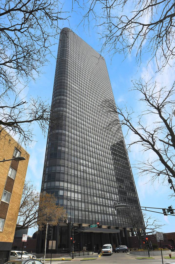 Chicago, IL 60640,5415 N Sheridan RD #4911