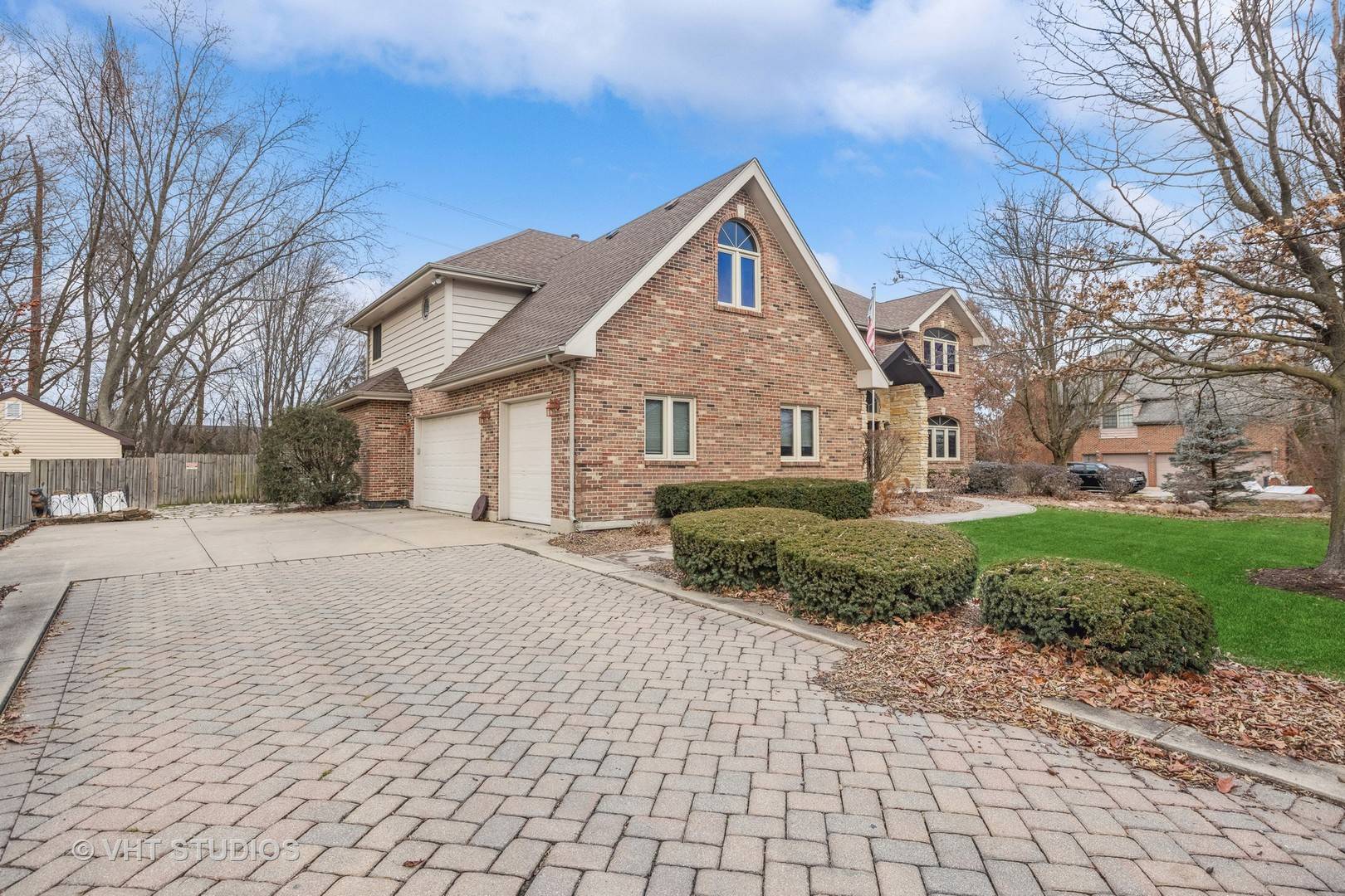 Homer Glen, IL 60491,17860 S Crystal Lake DR