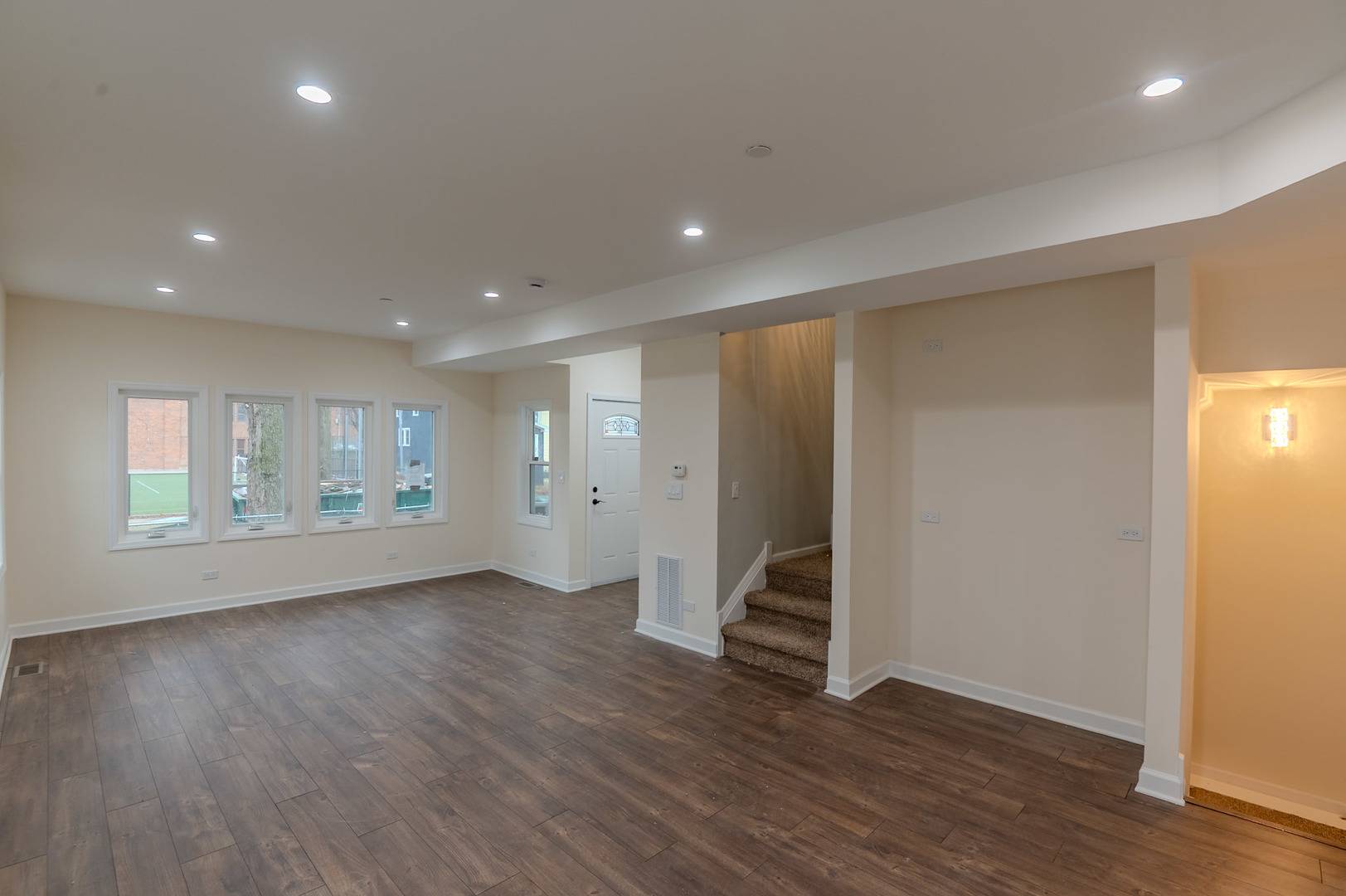 Oak Park, IL 60304,1131 S Ridgeland AVE