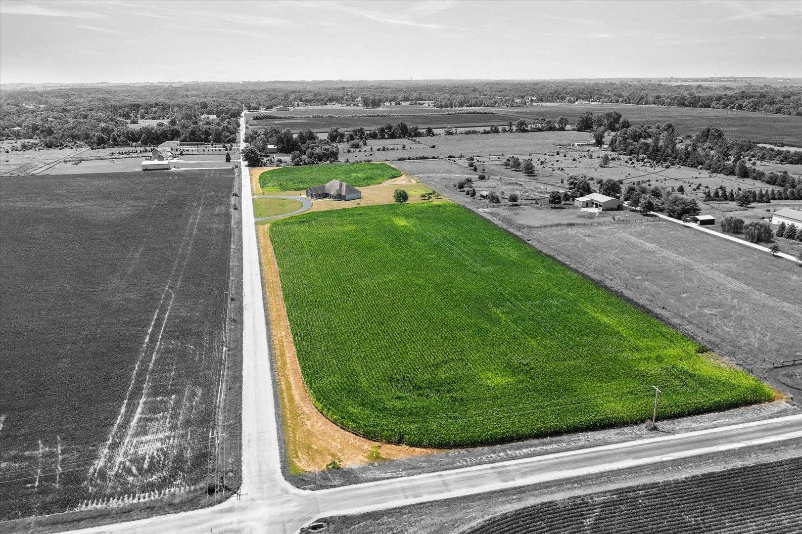 Mahomet, IL 61853,2595 County Road 500