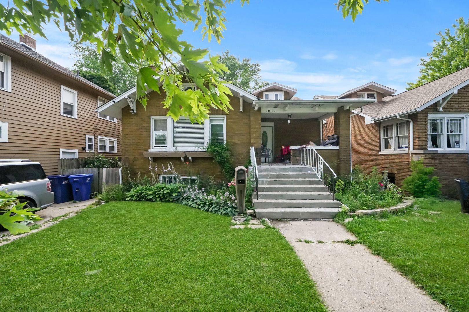 Waukegan, IL 60085,1030 N Ash ST