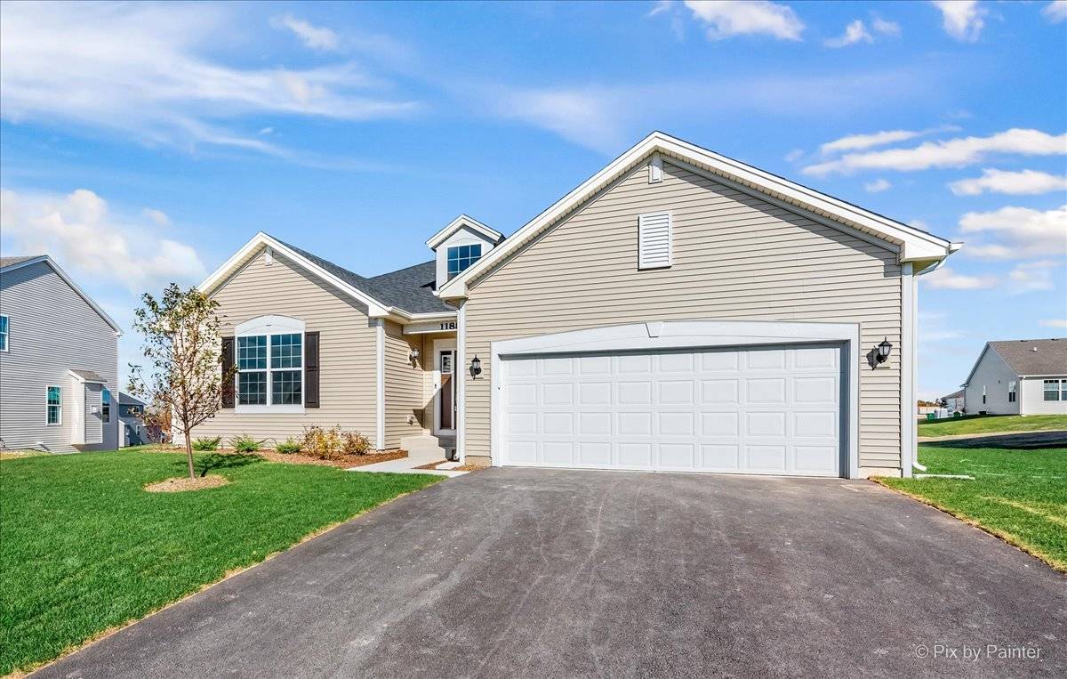 Hinckley, IL 60520,101 Prairie ST E