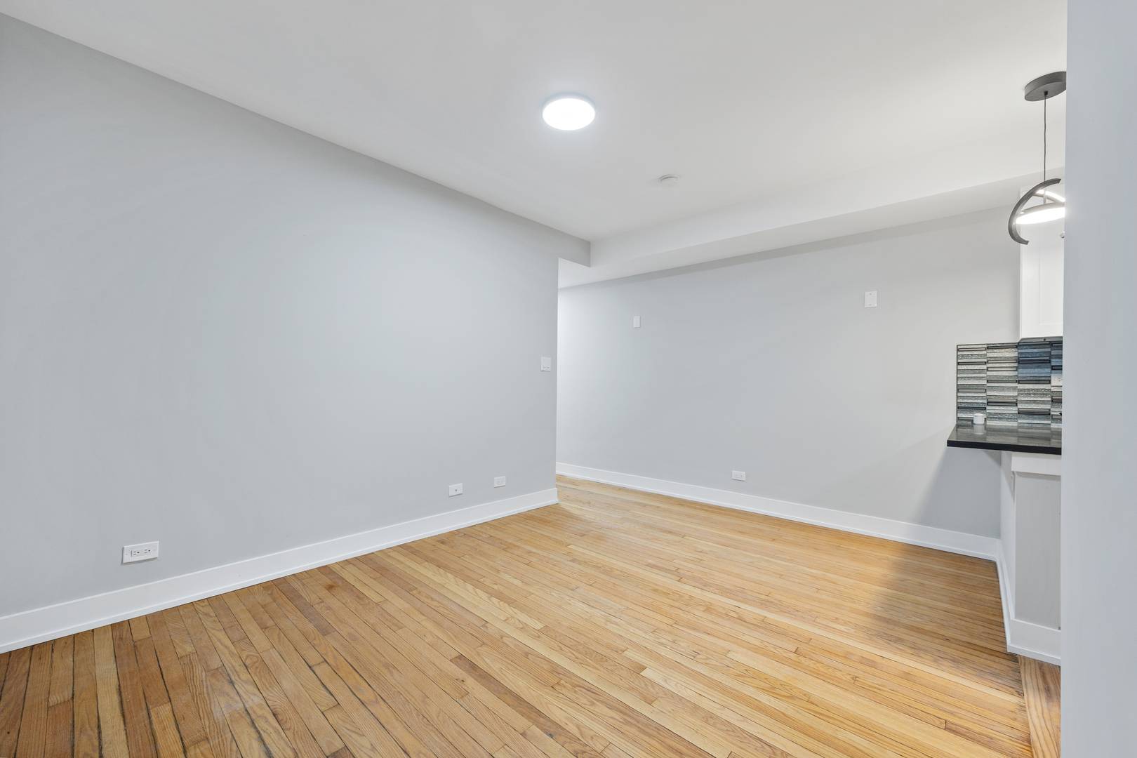 Chicago, IL 60619,8139 S Drexel AVE #2N