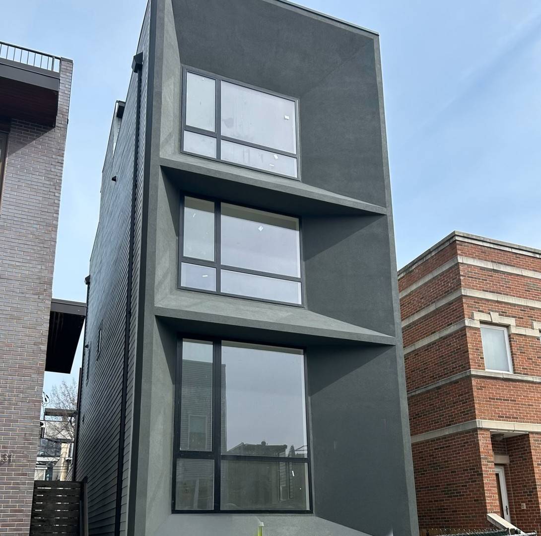 Chicago, IL 60622,529 N Hartland CT