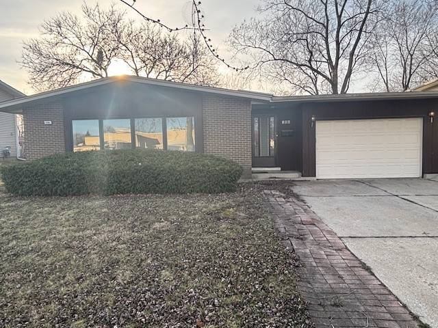 Glenwood, IL 60425,506 N Longwood DR