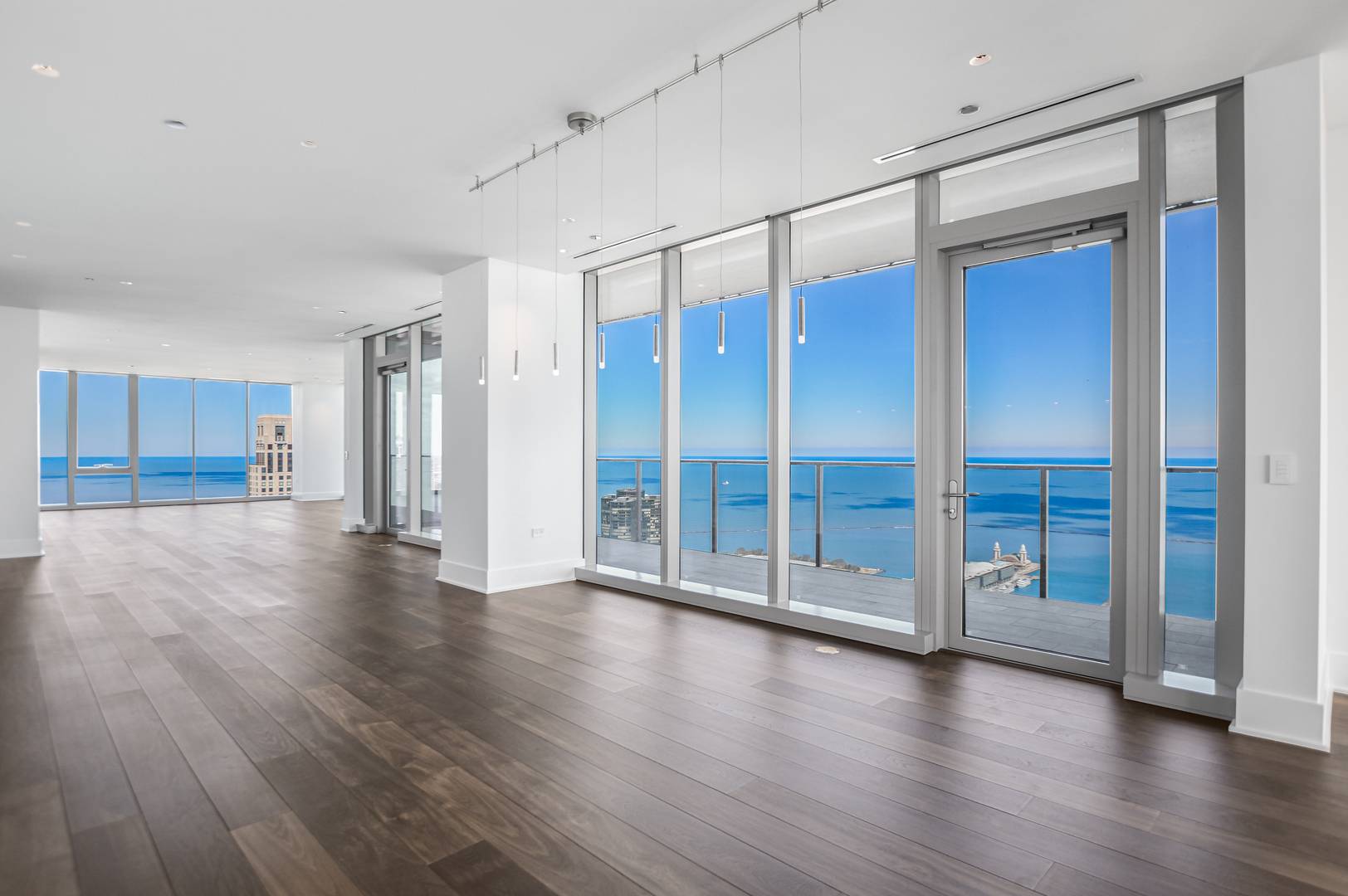 Chicago, IL 60601,363 E Wacker DR #6306
