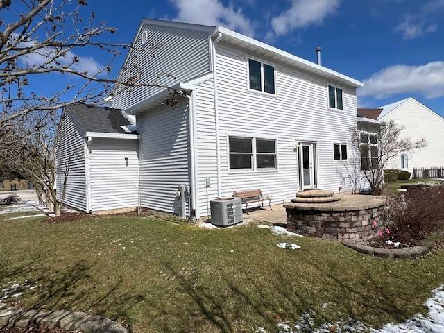 Naperville, IL 60565,1320 Lazy Hollow CT