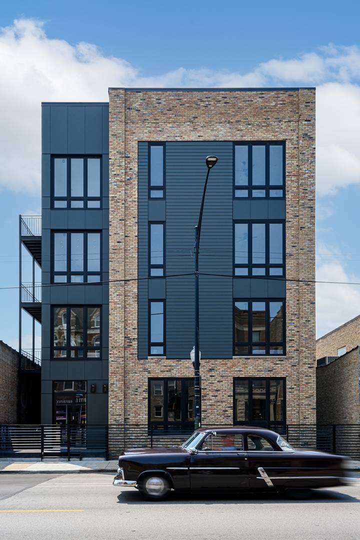 Chicago, IL 60608,2135 W Cermak RD #1