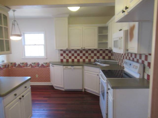 Rockford, IL 61103,1226 Halsted RD