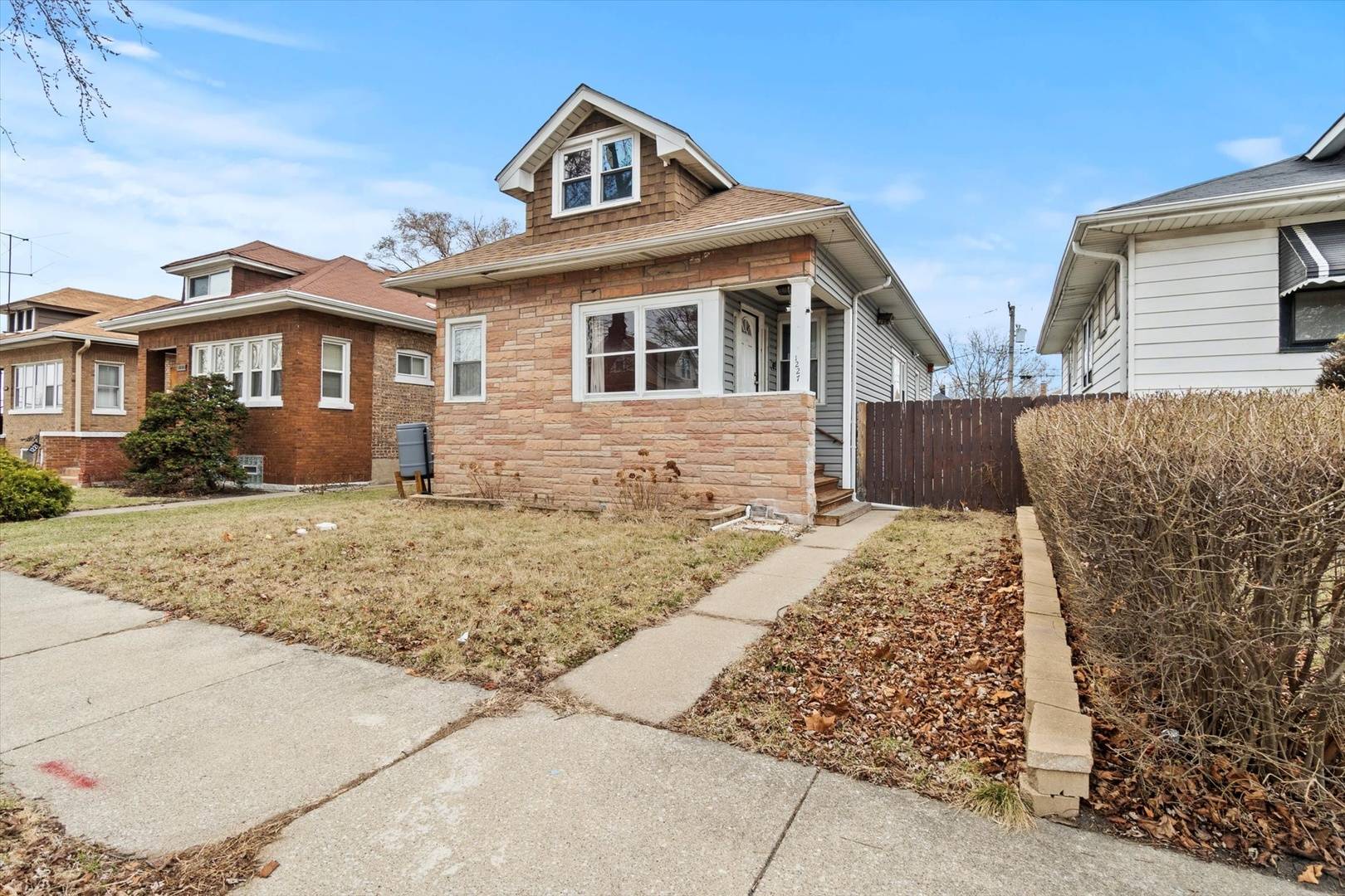 Maywood, IL 60153,1227 S 19th AVE